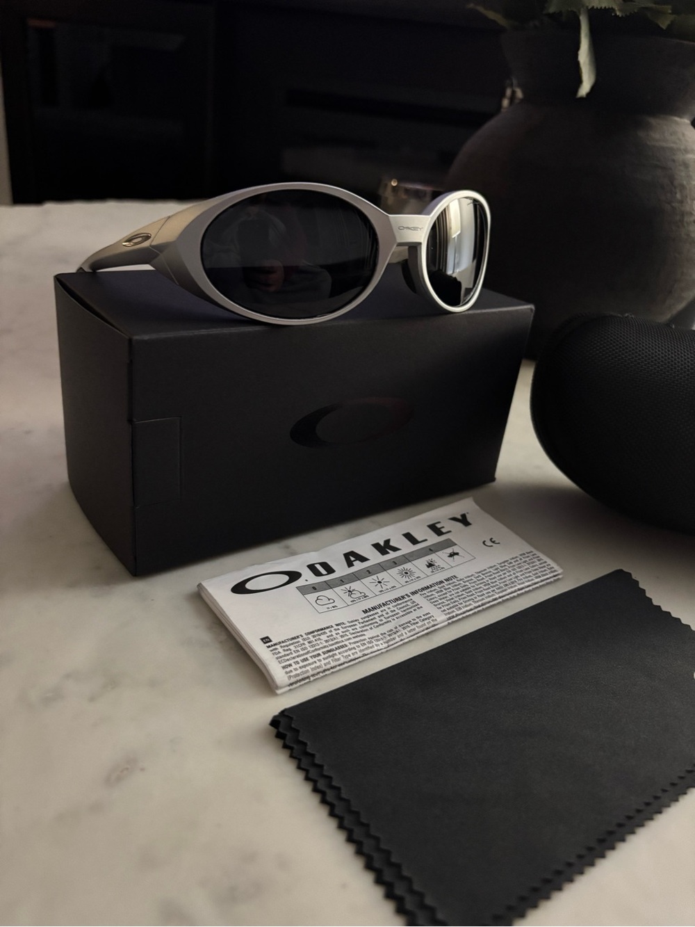 Oakley eye jacket sunglasses